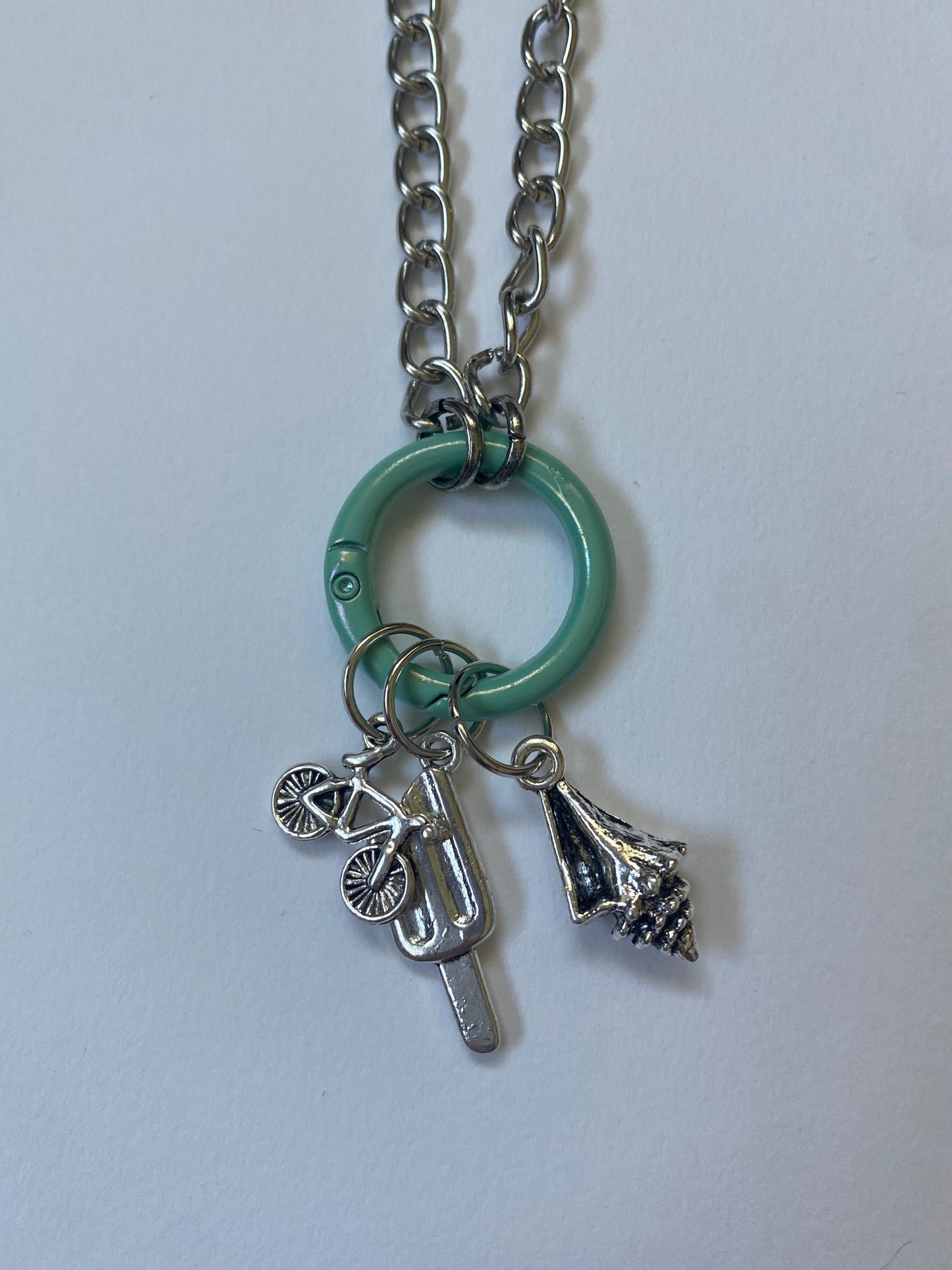 casual circle carabiner