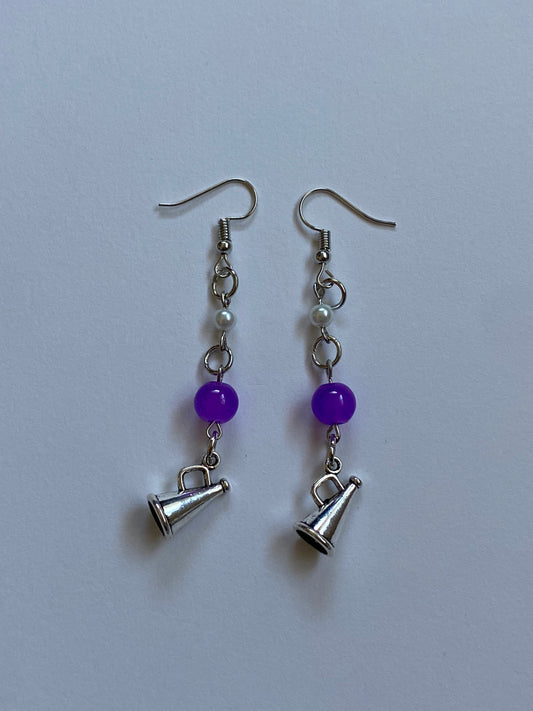 hot to go! cheer earrings