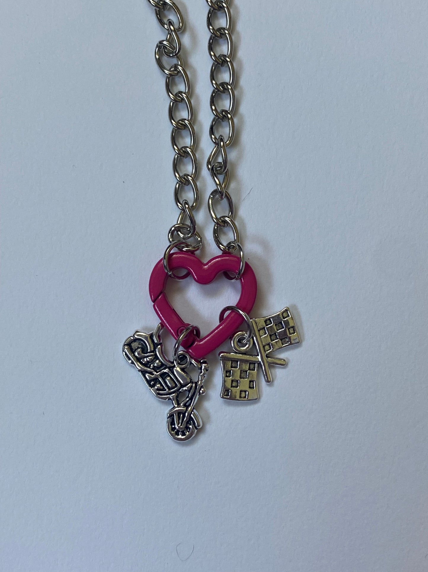 femininomenon carabiner necklace